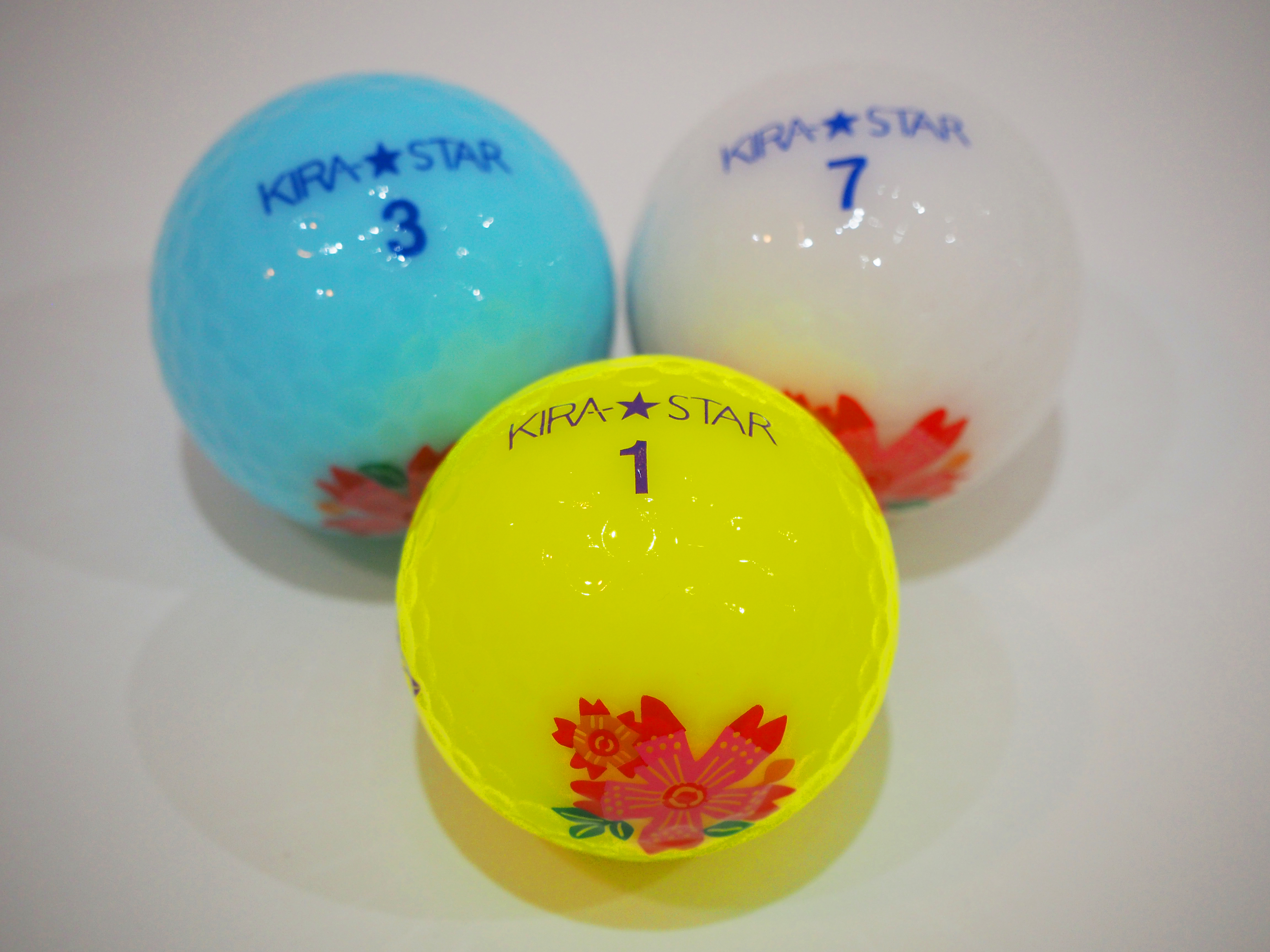 Search メニュー開閉 Tel 098 926 1930 お問い合わせcontact 098 926 1930 お問い合わせ ゴルフボール3個 Home 小物 ゴルフボール3個 ゴルフボール3個 日本で一番先に咲く さくら をデザインしています Kasco Kirastarを使用していますので